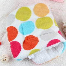 Load image into Gallery viewer, Winter Lovely Pet Cushion dog Mat Warm Star Print Puppy Fleece Mattress small dogs Blanket Bed Cat Pad 50*32cm - Petgo Wholesale